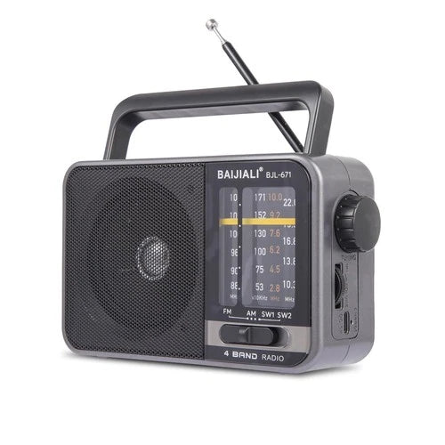 Retro 4-Band AM/FM/SW Portable Radio with USB Power and Rechargeable Battery